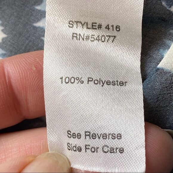 Cabi Avery Tunic Blue Feather Print Size XS - Picture 4 of 11